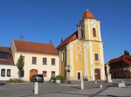 Apartmán U Kostela – hotel w mieście Veselí nad Moravou