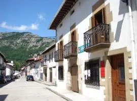 Apartamentos LAZKANO I Y II