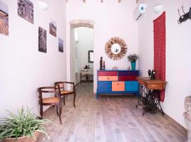 B&B LE TRE CHIOCCIOLE, hotel in SantʼAntìoco