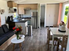 Chalet Enjoy, hotel em Oostkapelle