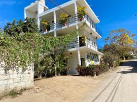 Ximena Studios, hotel in Sayulita