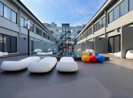 S Ratchada Leisure Hotel, отель в Бангкоке