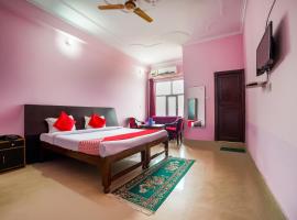 OYO 73247 Cgr Manjeera, hotel v destinaci Hajdarábád