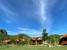 Jing Jo Boutique Bungalow, hotel near Khao Daeng View Point, Sam Roi Yot