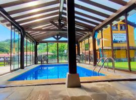 Apartamentos El Castañeu