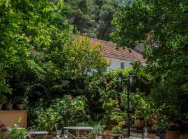 Les Florets, 3hvězdičkov&yacute; hotel v destinaci Gigondas