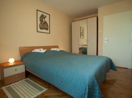 10 minutes walk to the lakes, pet-friendly hotel in Plitvička Jezera