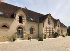 Gite du Domaine de la Maison Neuve、Saint-Jean-Saint-Germainのホテル