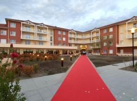 Domitys Le Parc Saint Germain, hotel u gradu 'Montrond-les-Bains'