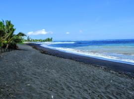 TAHITI - Taharuu Houses Surf & Beach, feriebolig i Papara