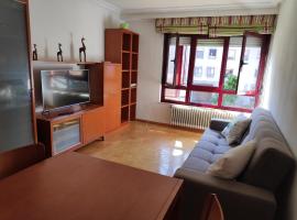Amplio apartamento con todas las comodidades en Oviedo, apartement sihtkohas Oviedo