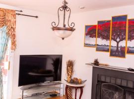 SPECIAL RATE WORTHY POSH AND MAGNIFICENT 4 BEDROOMS AND TWO & HALF BATH, casa o chalet en Greenbelt
