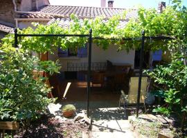 Maison de charme près de la mer, cottage à Bormes-les-Mimosas