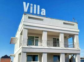 Вилла Violetta, ξενοδοχείο σε Zaliznyy Port