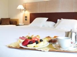 San Giorgio, Sure Hotel Collection by Best Western, hotel near Forlì Airport - FRL, Forlì