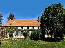 le clos des artistes - Gîte, hotel com estacionamento em Turny