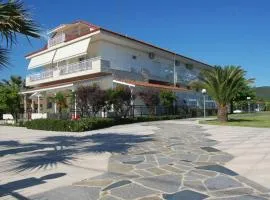Villa Dimitris Apartments & Bungalows