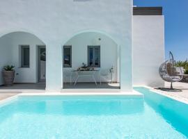 White Harmony Suites, hotel berdekatan Pelabuhan Santorini, Megalokhori