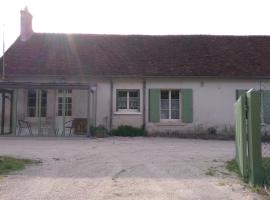 maison de campagne, cottage in Cour-Cheverny