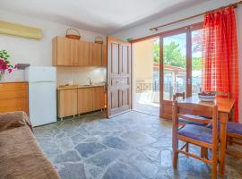 Giapis apartment: Mikros Gialos şehrinde bir otel