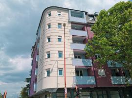 Cozy Corner Apartments - Free parking & Wi-fi, feriebolig i Ćuprija