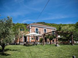 Casale De Filippo, hotel a Maratea