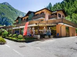 Apartment in Ledro by Lake & Dolomites