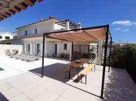 Spacious house in Aldeia dos Pinheiros with pool