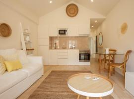 Ana´s House, hotel in Setúbal