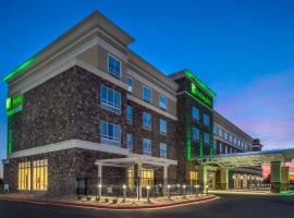 Holiday Inn Joplin, an IHG Hotel, готель у місті Джоплін