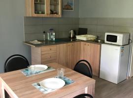 Metsalagendik Apartments, hotel para golfe em Otep&auml;&auml;