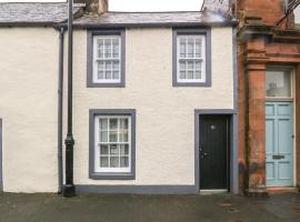 The Precinct House, cabana o cottage a Newton Stewart