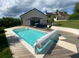 Maison de vacances contemporaine, plein Périgord pourpre, cottage in Sainte-Foy-de-Longas