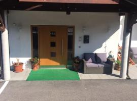 Garni Festil, khách sạn golf ở Campitello di Fassa