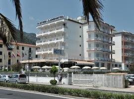 Hotel Pietra di Luna, hotel v destinácii Maiori