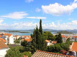 Apartments Villa Arta, viešbutis mieste Murteris