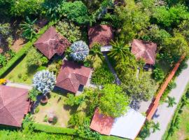 Casa Marcellino Lodge, complejo de cabañas en Cahuita