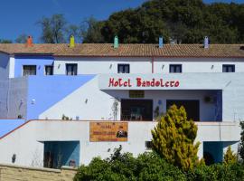Hotel Restaurante Bandolero, fjölskylduhótel í Júzcar