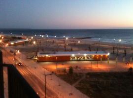 Sunset Beach, hotel berdekatan Caparica Coast, Costa de Caparica