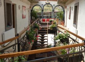 Grand Elite Cave Suites