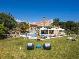 BOUTIQUE VILLA PETRA AMANDA Heated pool optional