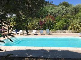les Chambres d'Amis, bed & breakfast a Sanary-sur-Mer