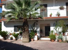 CASA VESUVIO โรงแรมราคาถูกในMassa Di Somma