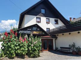 Pension TTT, hotel in Bled