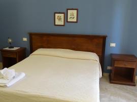 CATANIA - Historic B&B Apartments Home, отель типа «постель и завтрак» в городе Кьярамонте-Гульфи