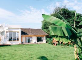 峨眉山一方民宿Mount Emei Little Place Guesthous, cottage in Emeishan