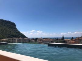 RTA Doria, Ferienwohnung mit Hotelservice in Garda