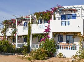Akrogiali Apartments, hotel with parking in Lefkos Karpathou