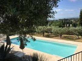 LE NOMADE au Clos en Provence