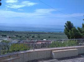 La veranda sul golfo: Monte SantʼAngelo'da bir orman evi